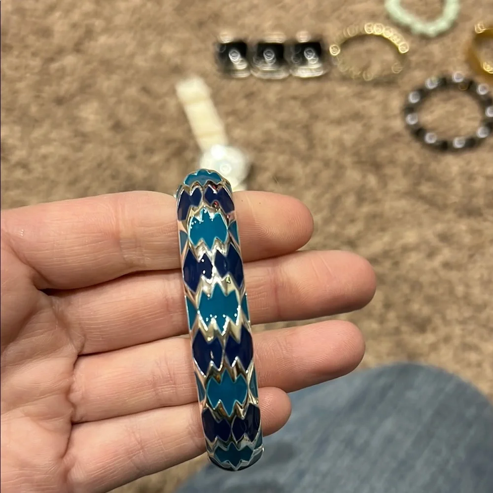 Assorted Bracelet Set - Picture 8 of 14